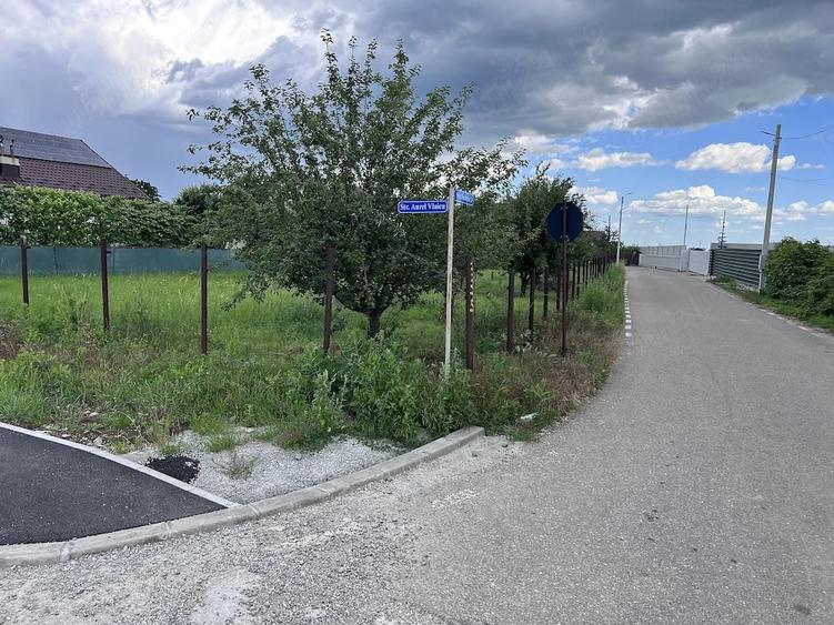 Teren de 1219 mp, în Bănești