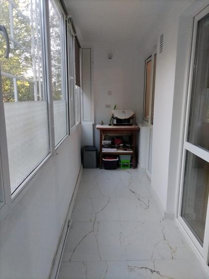 Apartament cu 2 camere decomandat în Pajura
