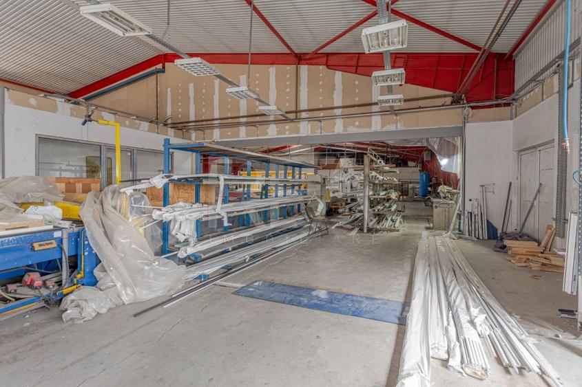 Spațiu industrial, de 5,300 mp, în Olteniței