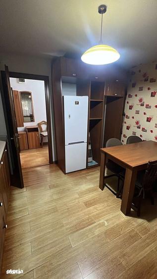 Apartament cu 3 camere decomandat în George Enescu