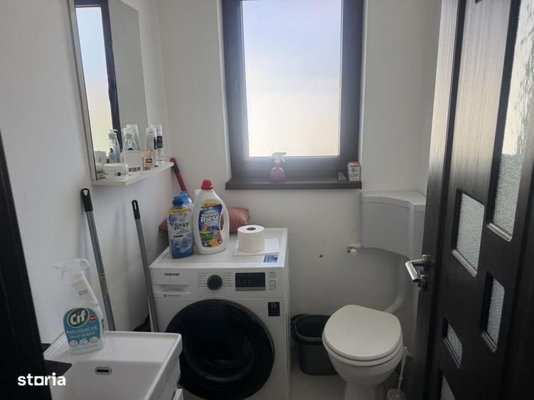 Casă cu 3 camere în Central