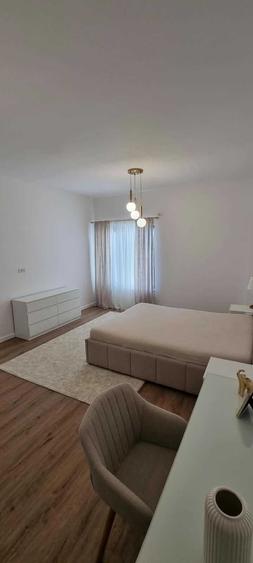Apartament cu 2 camere decomandat în Exterior Vest