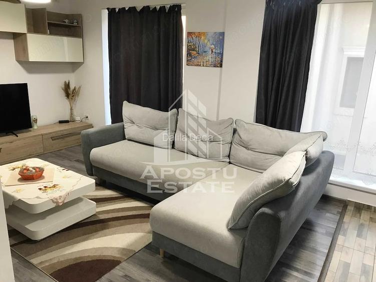 Apartament cu 3 camere de inchiriat, curte proprie, zona Soarelui