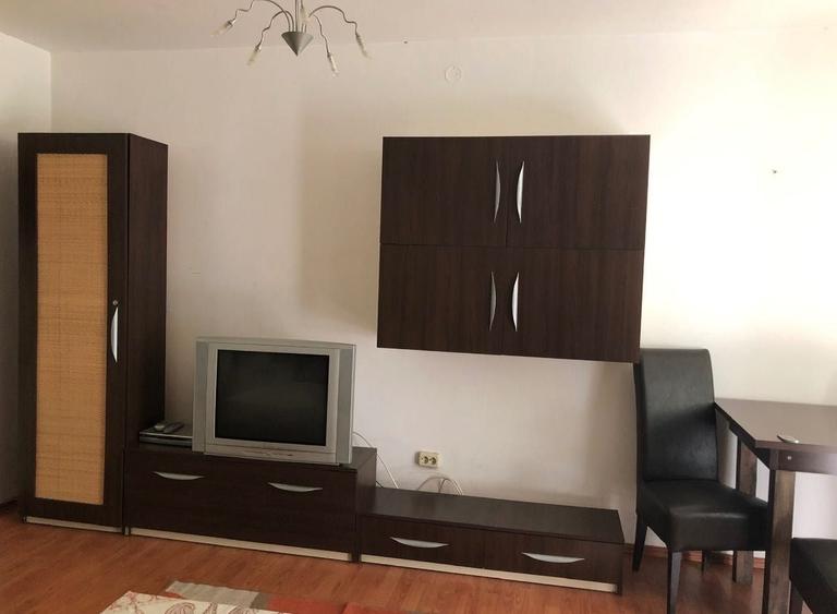 Garsonieră semidecomandată în Take Ionescu