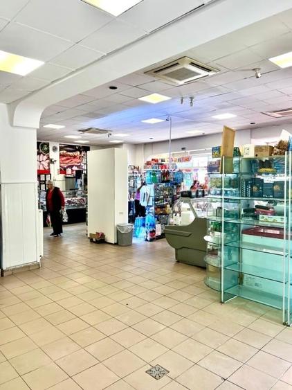 Spațiu comercial, de 25 mp, în Central