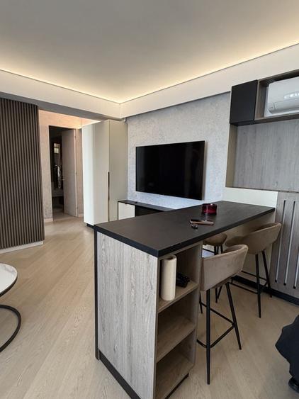 Casă cu 3 camere semidecomandat în Central
