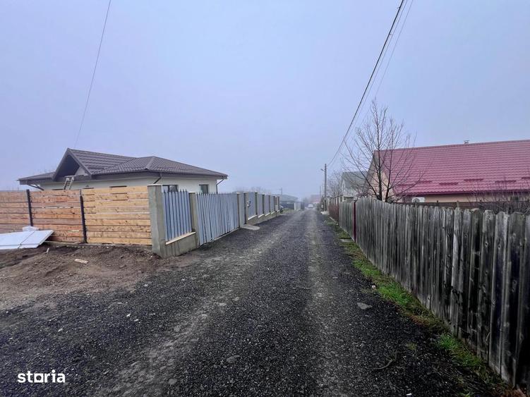 Teren de 516 mp, în Bucium