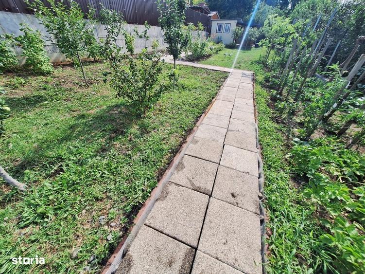 Spațiu comercial, în Florești