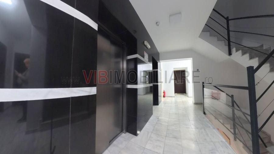 Apartament cu 2 camere semidecomandat, mobilat în Decebal
