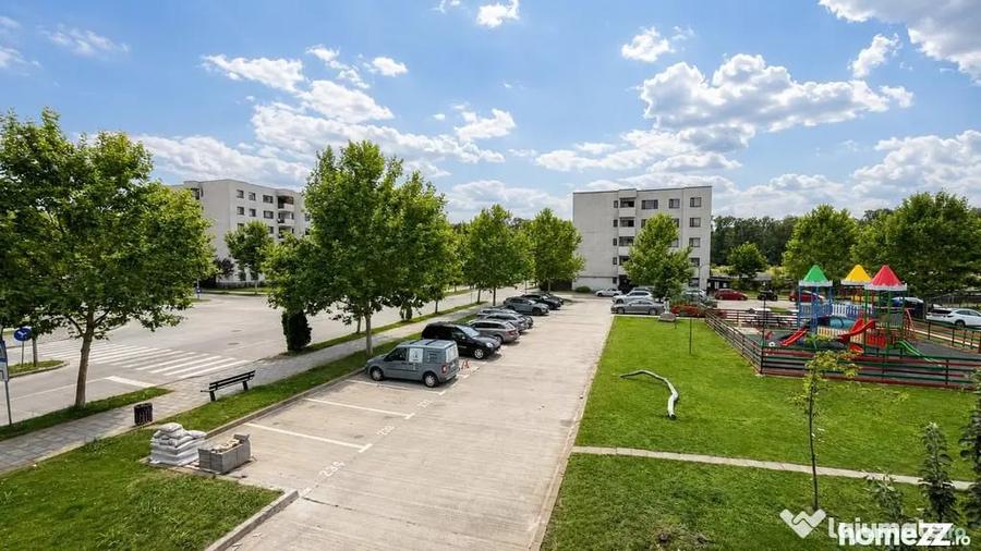 Apartament cu 2 camere semidecomandat în Băneasa
