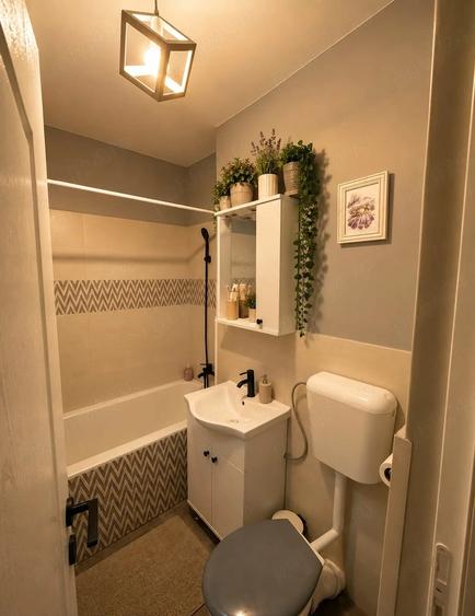 Apartament cu 2 camere semidecomandat, mobilat în 1 Mai