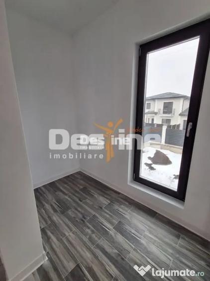 Casă cu 4 camere cu Teren 325 Mp în Valea Adâncă
