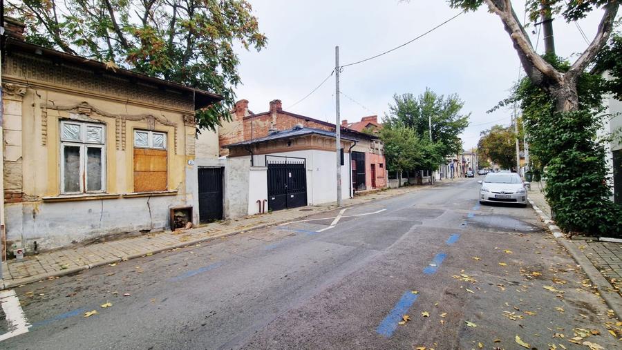 Casă individuală cu 2 camere cu Teren 65 Mp în Grivița