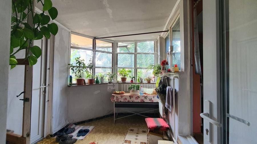 Casă individuală cu 4 camere cu Canalizare în Calea Clujului