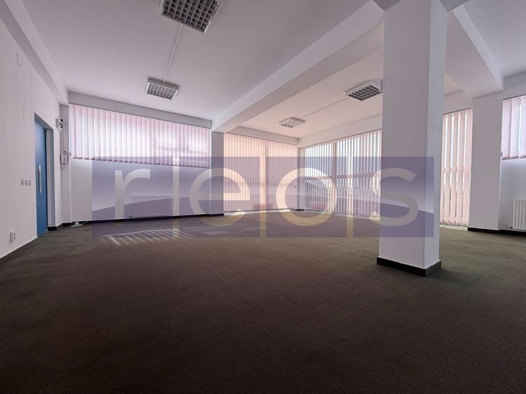 VANZARE SPATIU COMERCIAL | BIROURI 212 MP | STRADAL | VIZIBILITATE EXCELENTA | - 3