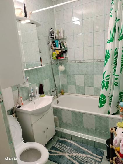 Apartament cu 3 camere în Micro 1