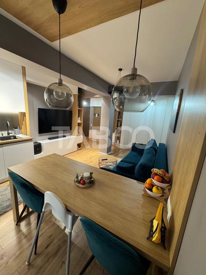 Apartament cu 3 camere semidecomandat, mobilat în Turnișor