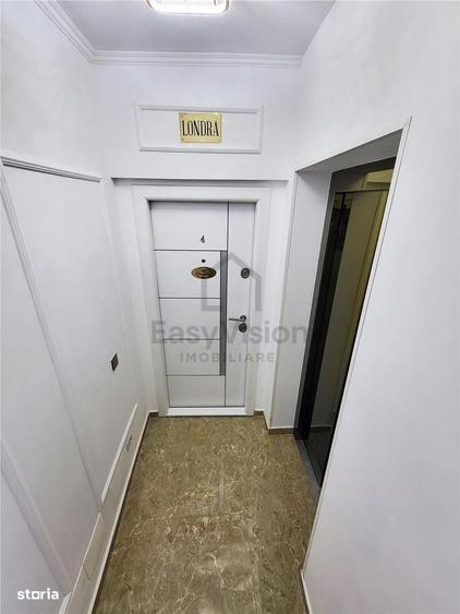 Apartament cu 4 camere în Sisești