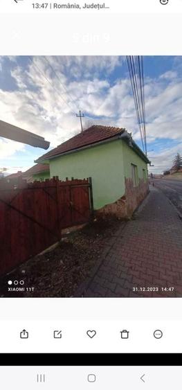 Casă cu 4 camere în Central