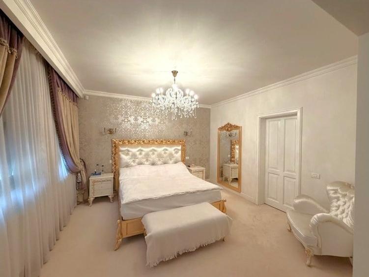 Casă cu 6 camere cu Garaj în Primăverii