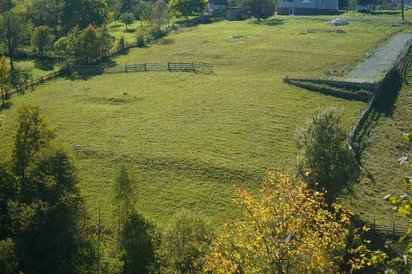 Teren de 2969 mp, în Măgura