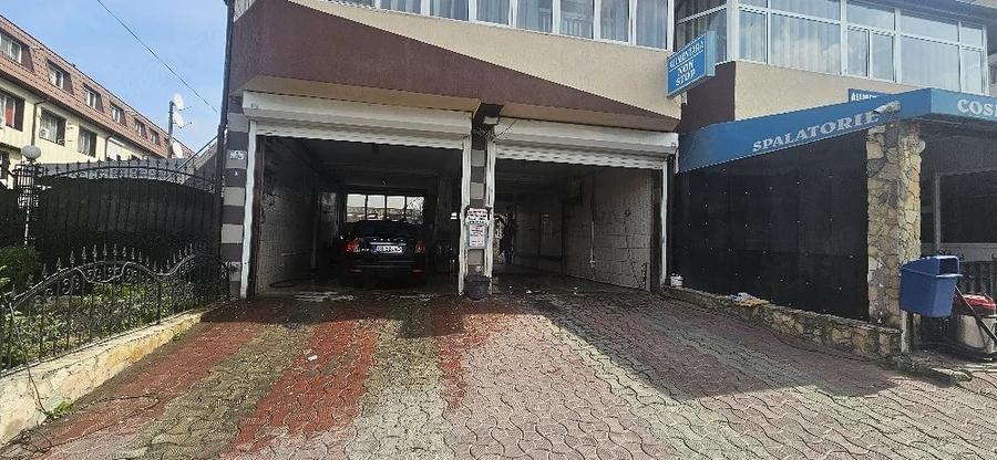 Spațiu comercial, de 120 mp, în Central