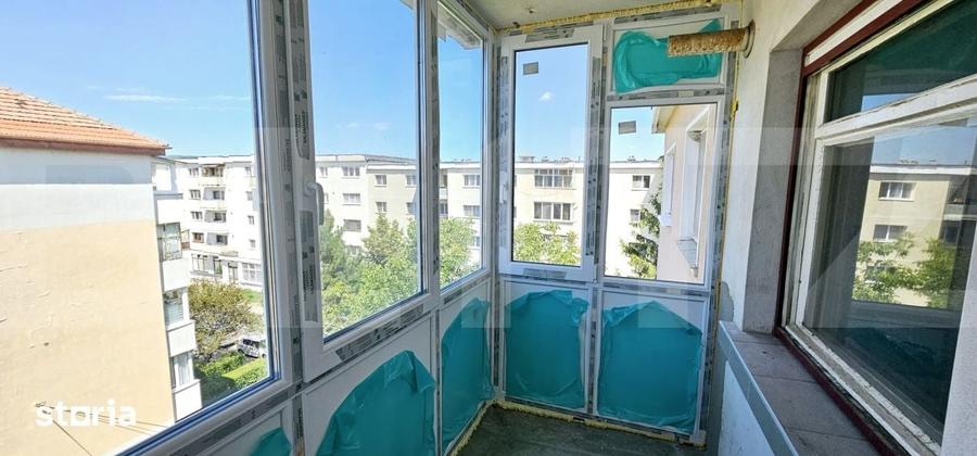 Apartament cu 3 camere decomandat în Lenin