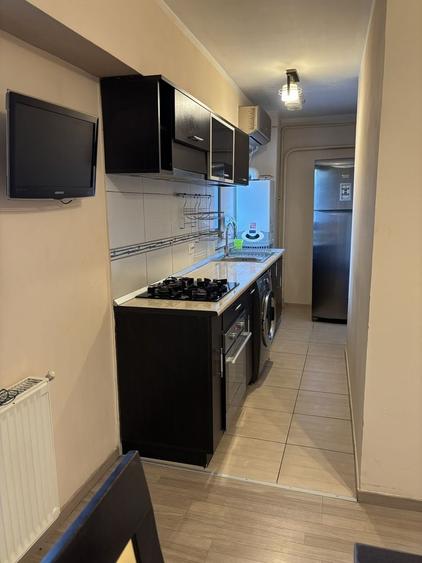 Inchiriez apartament 2 camere in zona fosta Billa - 11