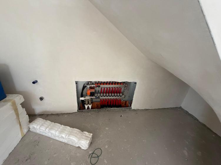 Casă individuală cu 5 camere cu Canalizare în Buftea