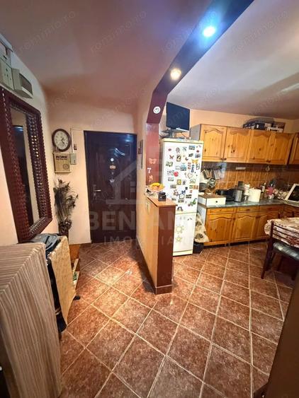 Apartament cu 2 camere semidecomandat în Brazda lui Novac