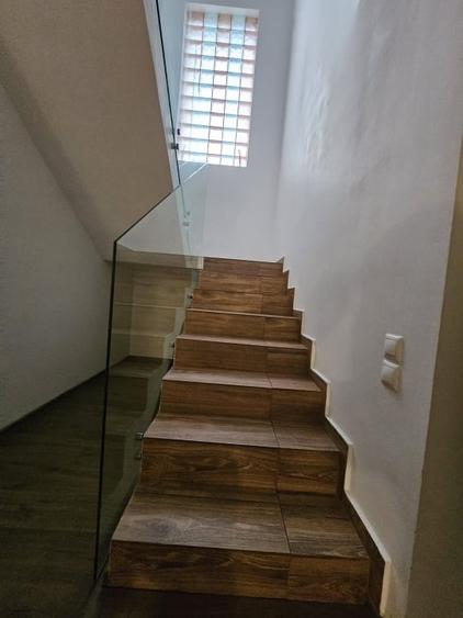 Casă individuală cu 5 camere cu Piscina în Cârcea