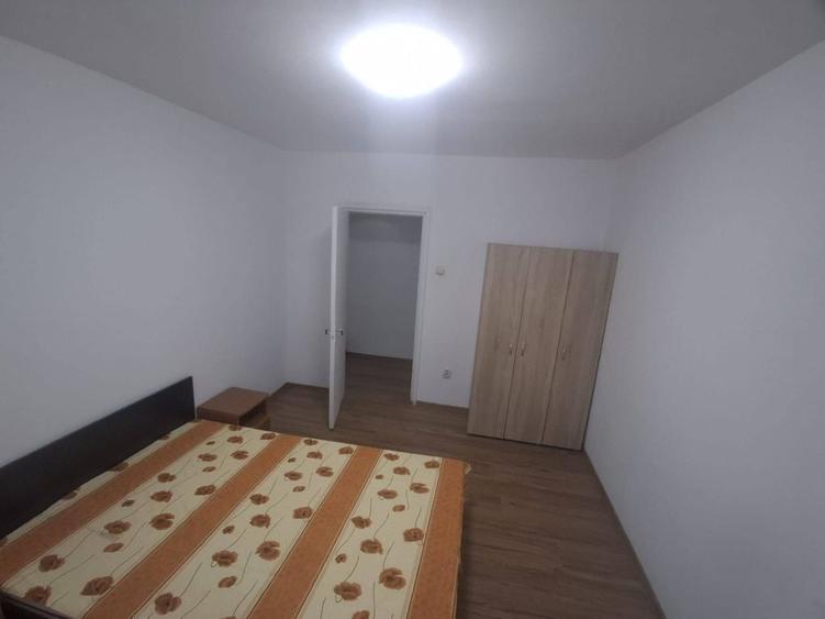 Apartament cu 2 camere decomandat în Ostroveni
