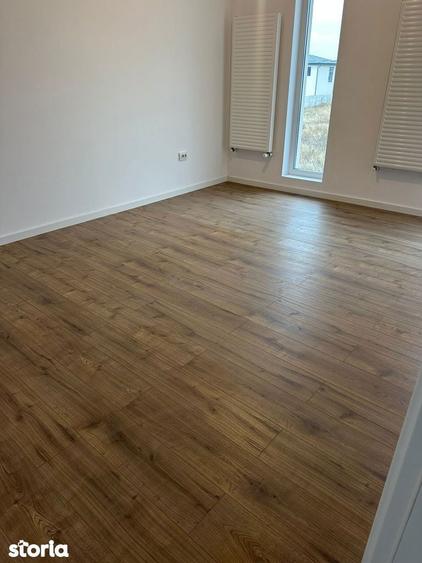 Vand casa individuala cu etaj Dragomire?ti Deal strada Crizantemelor - 9