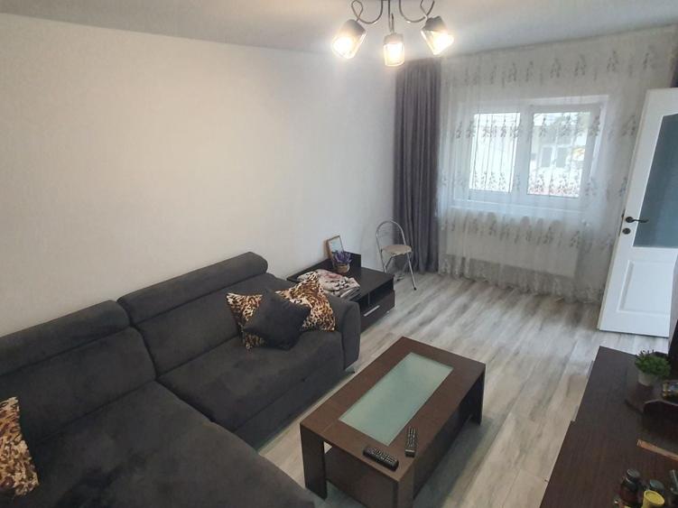 2 cam decomandat, et. 1, renovat recent, Nicolina-Lidl - 1