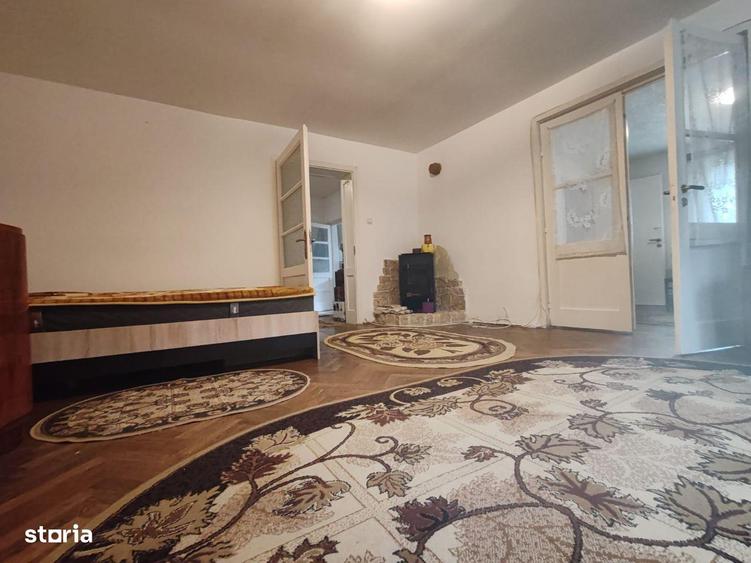 Casa de vanzare, 2 camere - situata in Centrul Istoric, zona Prund ! - 2