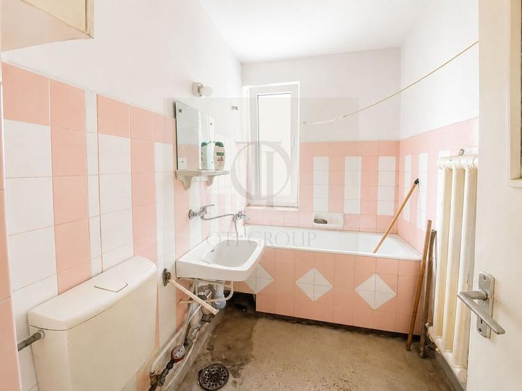 Apartament cu 2 camere decomandat în Central