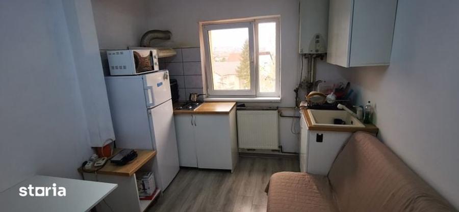 Apartament cu 3 camere decomandat în Mărăști