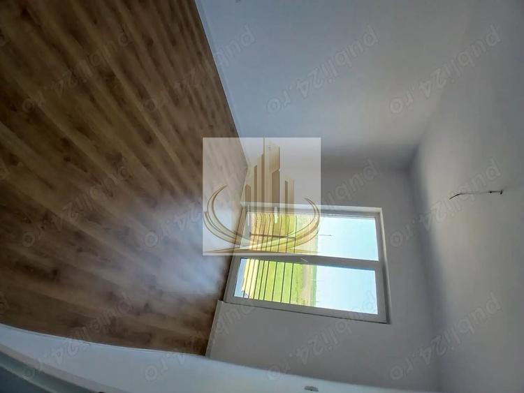 Duplex cu 4 camere cu Canalizare în Săcălaz