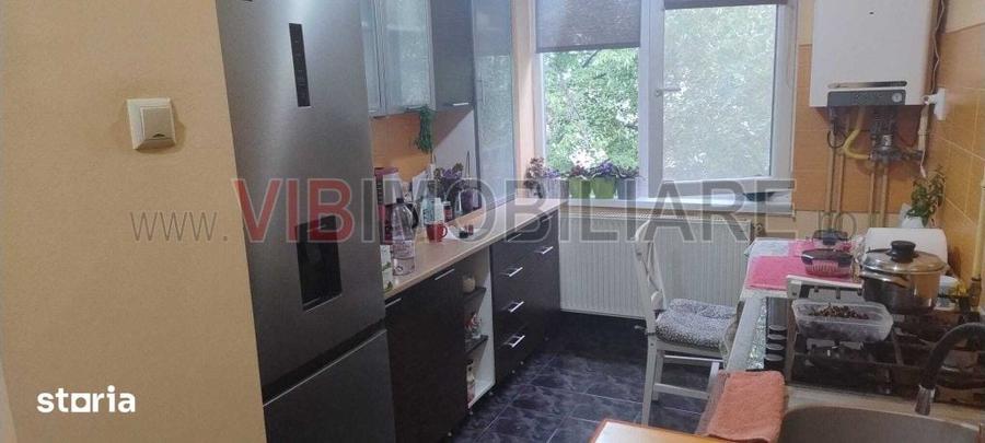 Apartament cu 2 camere semidecomandat în Tipografilor
