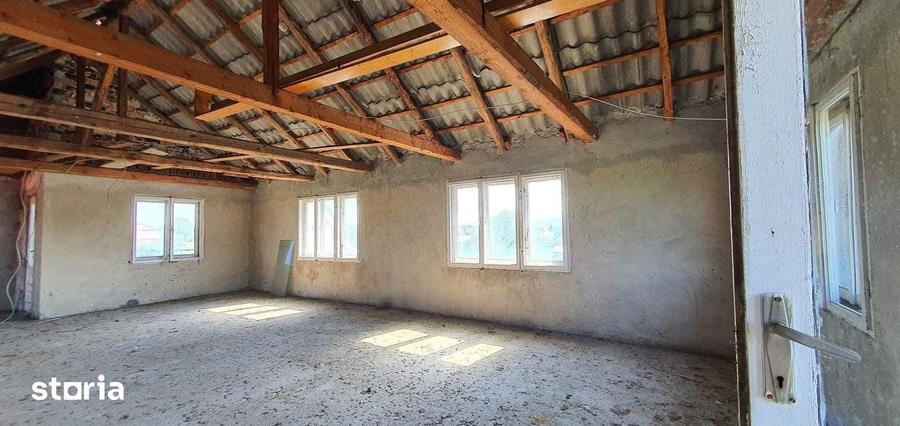 Casă cu 4 camere cu Teren 524 Mp în Mihai Viteazu