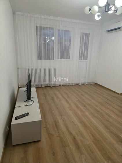 Inchiriez apartament 2 camere