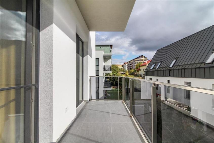 Apartament cu 3 camere semidecomandat în Mănăștur