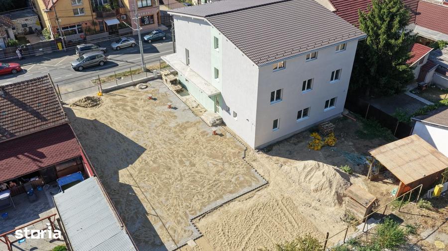 Spațiu comercial, de 490 mp, în Aurel Vlaicu