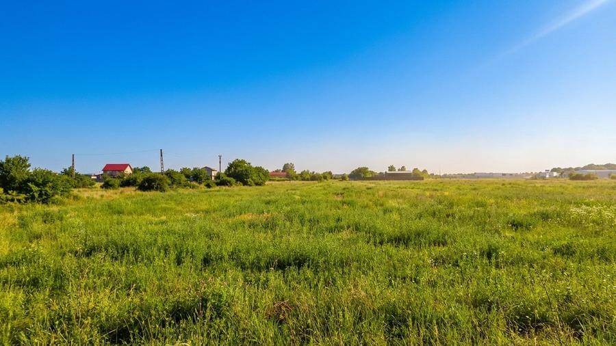 Teren Construcții intravilan de 3900 mp, în Periferie