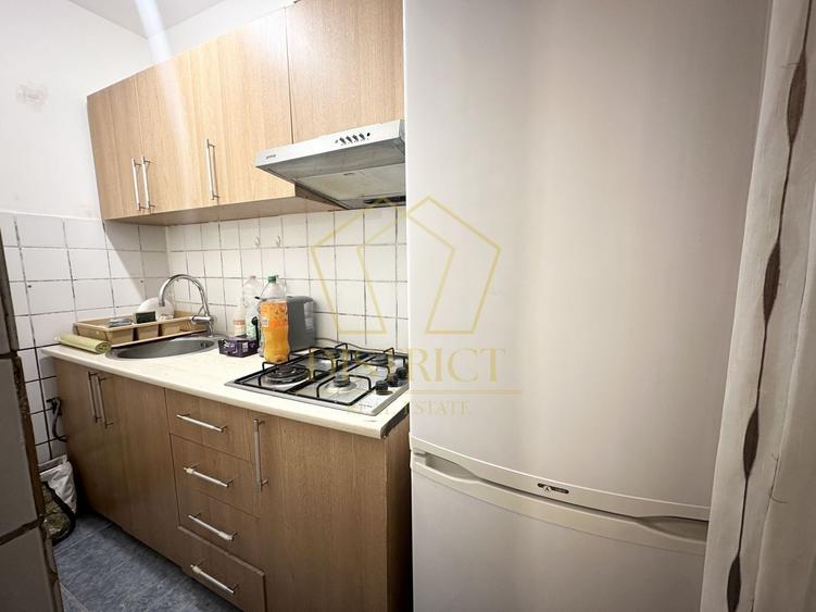 Apartament cu 2 camere semidecomandat, mobilat în Complex Studențesc