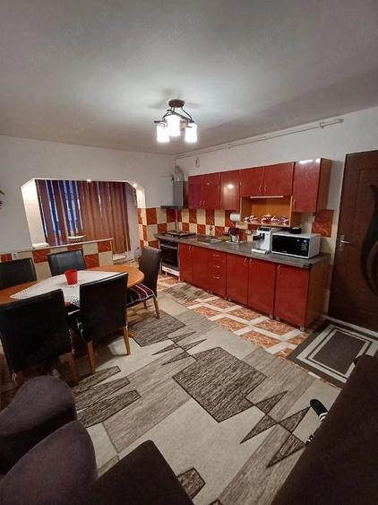 Apartament cu 2 camere decomandat în Exterior Vest