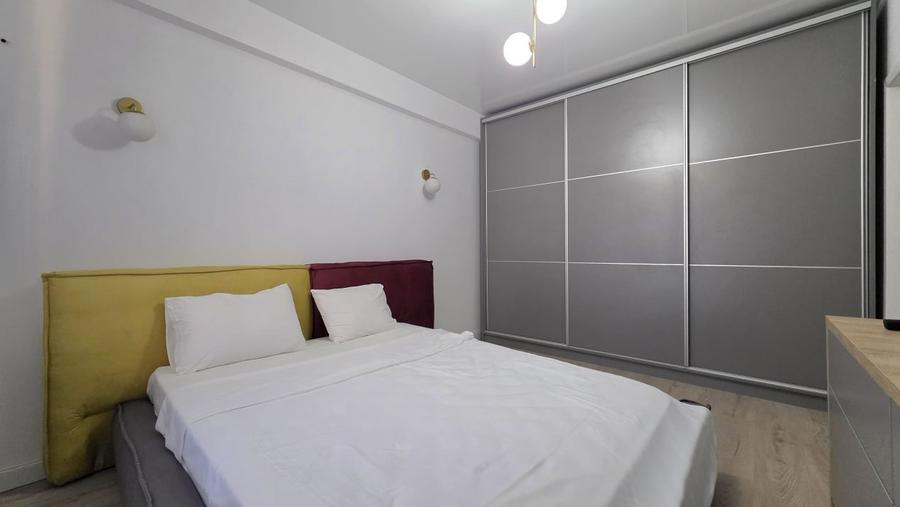 Apartament cu 2 camere semidecomandat, mobilat în Mamaia-Sat