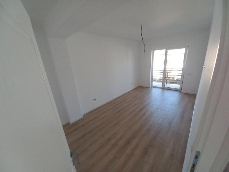 Casă cu 4 camere în Fundeni