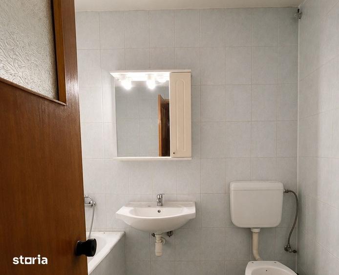 Apartament cu 2 camere decomandat în Militari