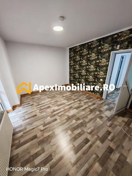 Spațiu comercial, de 220 mp, în Vitan Mall